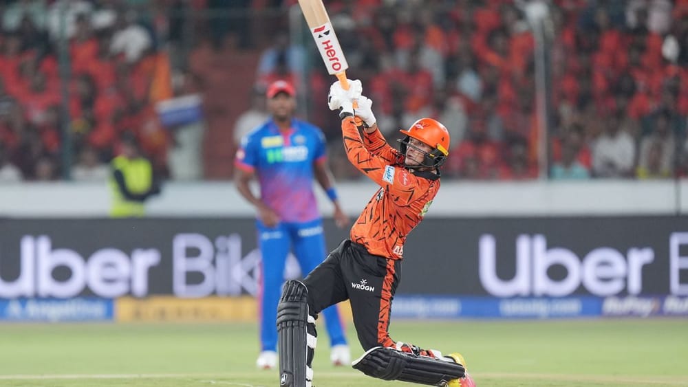 SRH vs DC: సెంచరీతో అభి 'షేకింగ్'.. ఢిల్లీ ముందు కొండంత టార్గెట్..