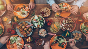 తిన్న వెంటనే ఈ తప్పులు చేస్తున్నారా..? మీ జీర్ణవ్యవస్థ నాశనమవ్వడం