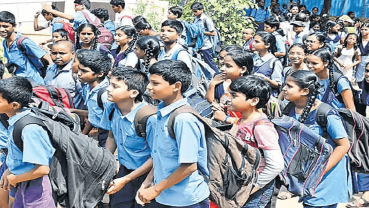 Andhra Pradesh: ఇంటి వద్దకే రేషన్.. ఏపీ ప్రభుత్వం మరో కొత్త పథకం.. వారందరికీ పండుగే..