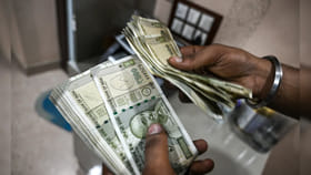 లక్షల జీతం ఇంజనీరింగ్‌ను వదిలి తన గ్రామానికి వచ్చాడు..ఏం చేశాడంటే