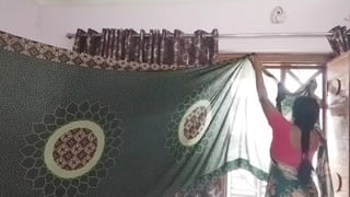 బాల్కనీ నుండి పావురాలను శాశ్వతంగా వదిలించుకోవడం ఎలా? ఈ చిట్కాలు ట్రై చేయండి!