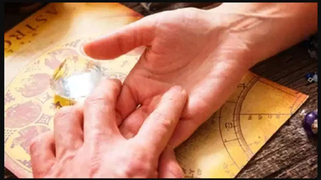 Palmistry Secrets: Do Sun and Fate Lines in Your Palm Indicate Wealth and Fame?
