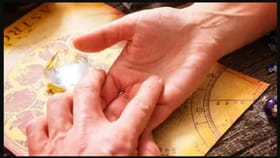 అరచేతిలో సూర్య, విధి రేఖల రహస్యం తెలుసా..? అఖండ లక్ష్మి యోగం..