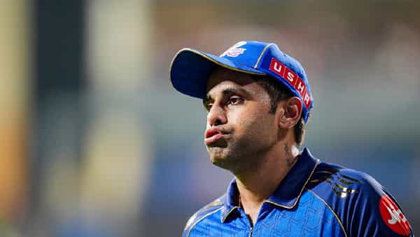 Suryakumar Yadav : సూర్యకుమార్ యాదవ్ ఫ్లాప్ షో.. ఐపీఎల్ 2026 నంబర్లు చూస్తుంటే రిటైర్మెంట్ దగ్గర్లోనే ఉందా?