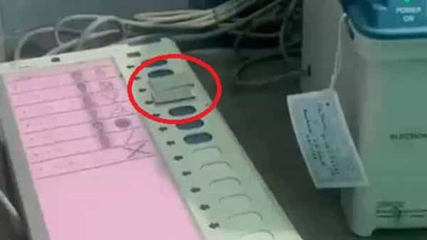 West Bengal Election: ఈవీఎం ట్యాంపరింగ్ కలకలం.. బీజేపీ బటన్పై టేపు.. రంగంలోకి ఈసీ!