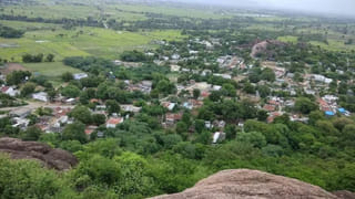 విద్యార్థులకు సర్కార్ గుడ్‌న్యూస్.. 24 వస్తువులతో మెగా ఎడ్యుకేషన్ గిఫ్ట్.. !