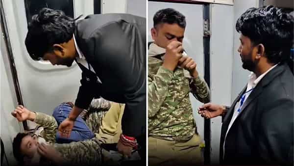 Viral Video: రైలులో టాయిలెట్ దగ్గర నేలపై నిద్రిస్తున్న భారత జవాన్.. టీటీఈ చేసిన పనికి జనం ఫిదా!