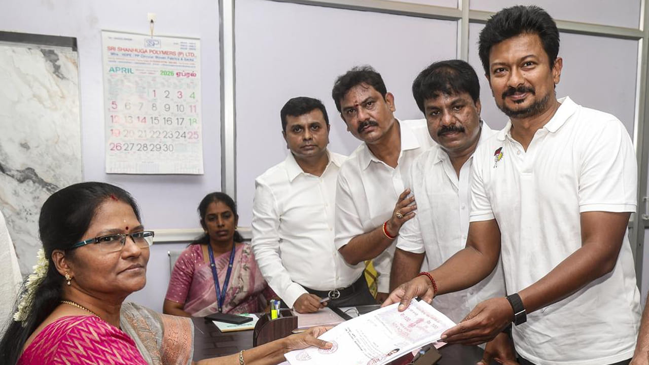 అప్పుడిలా.. ఇప్పుడిలా.. ఎన్నికలకు ముందు తమిళనాడు డిప్యూటీ సీఎం ఉదయనిధి స్టాలిన్కు షాక్..! అప్పుడిలా.. ఇప్పుడిలా.. ఎన్నికలకు ముందు తమిళనాడు డిప్యూటీ సీఎం ఉదయనిధి స్టాలిన్కు షాక్..!