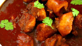 ఉలవచారు చికెన్ ఇలా వండితే ఎవరైనా లొట్టలేసుకుని తినాల్సిందే