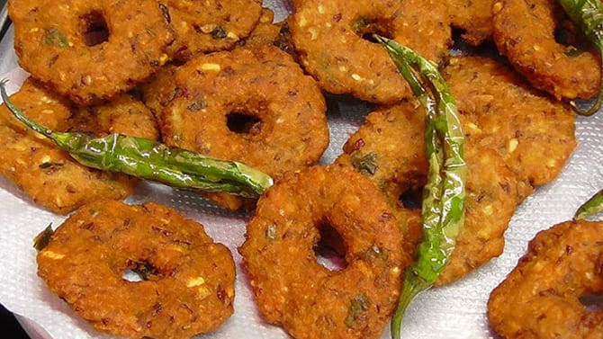 రెండు నిముషాల్లో కడుపును శుభ్రపరచి బాడీని కూల్ చేసే వడలు