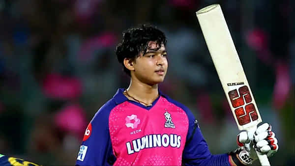 Vaibhav Suryavanshi: వైభవ్ సూర్యవంశీ ఐపీఎల్ సంపాదన ఎంతో తెలుసా..? ఒక్క మ్యాచ్ ఆడితే చాలు బ్యాంక్ బ్యాలెన్స్ ఫుల్..