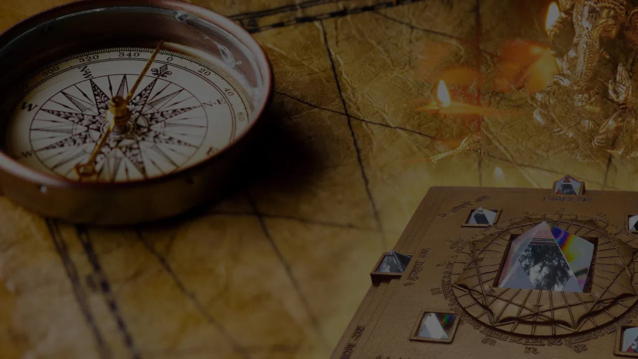 5. పాడైన వస్తువులు, వాడిపోయిన మొక్కలు వద్దు.. 
పాడైన గడియారాలు, పనిచేయని వస్తువులు లేదా వాడిపోయిన మొక్కలను ఉత్తర దిశలో ఉంచడం శుభకరం కాదు. ఇవి జీవితంలో ఆలస్యం, నిరాశ, ఆర్థిక ఇబ్బందులకు దారితీస్తాయని నమ్మకం.

(Disclaimer: ఇక్కడ అందించిన సమాచారం వాస్తు శాస్త్రం, సాధారణ నమ్మకాల ఆధారంగా మాత్రమే అందించబడింది. ఈ సమాచారం ఖచ్చితంగా నిజం లేదా శాస్త్రీయంగా నిర్ధారితమైన సమాచారం అని భావించకండి. వ్యక్తిగత నిర్ణయాలు తీసుకునే ముందు సంబంధిత నిపుణులను సంప్రదించడం మంచిది.)