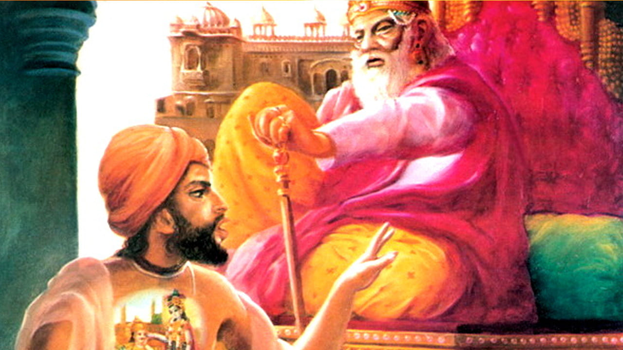 అదే విధంగా ఎటువంటి కారణం లేకుండా కోపం తెచ్చుకునే పురుషులను స్త్రీలు అస్సలే ఇష్టపడరంట. ఎందుకంటే? వీరి కోపం కొన్ని సార్లు పెద్ద పెద్ద ప్రమాదాలకు దారితీసే ఛాన్స్ ఉంటుంది. అలాగే, దూకుడు స్వభావం ఉన్న వ్యక్తిని కూడా ఒక స్త్రీ పెళ్లి చేసుకోవడానికి అస్సలే ఇష్టపడదు అని చెబుతున్నాడు విదురుడు.