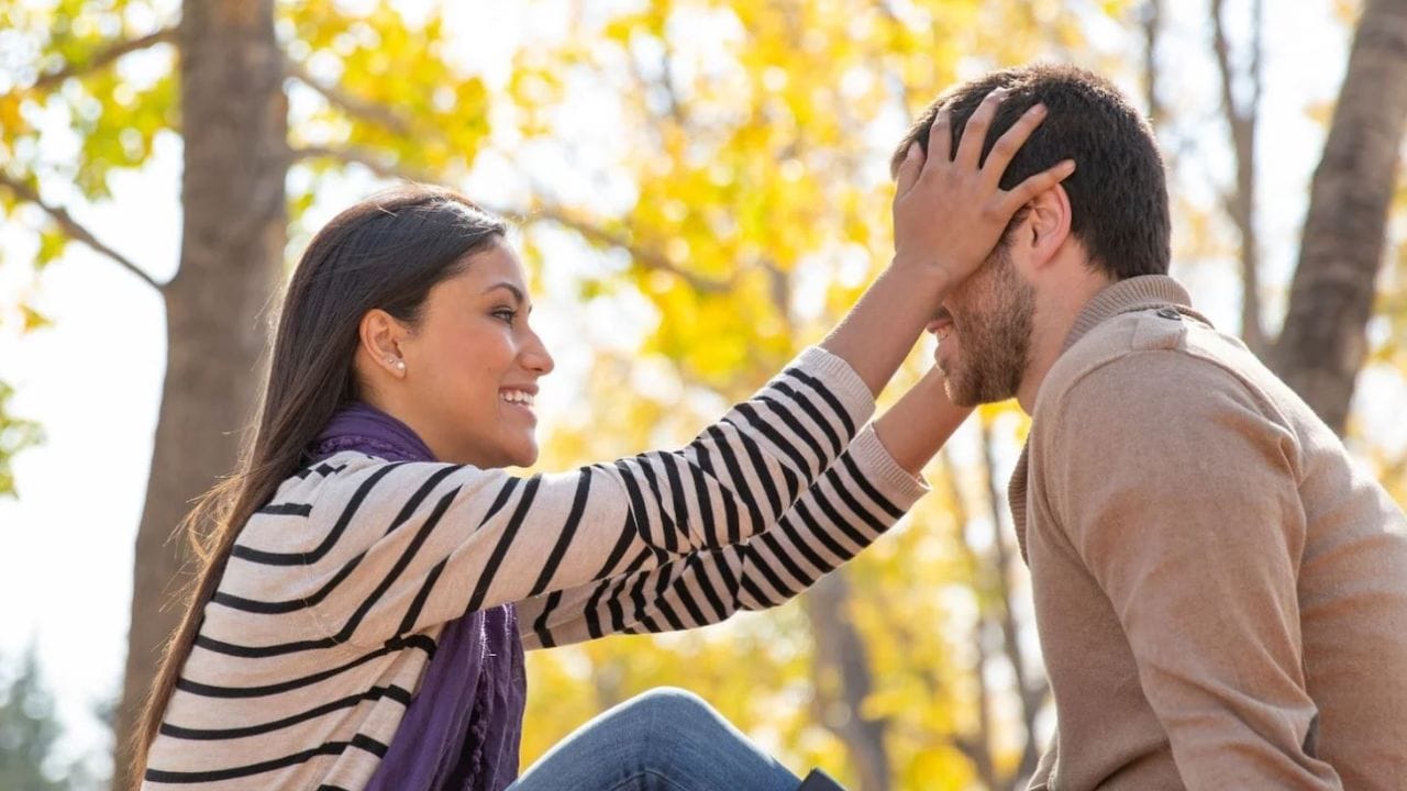 బంధాలు నిలవాలంటే ప్రేమ మాత్రమే సరిపోదా? సోషల్ మీడియా సలహాలే చెడగొడుతున్నాయా