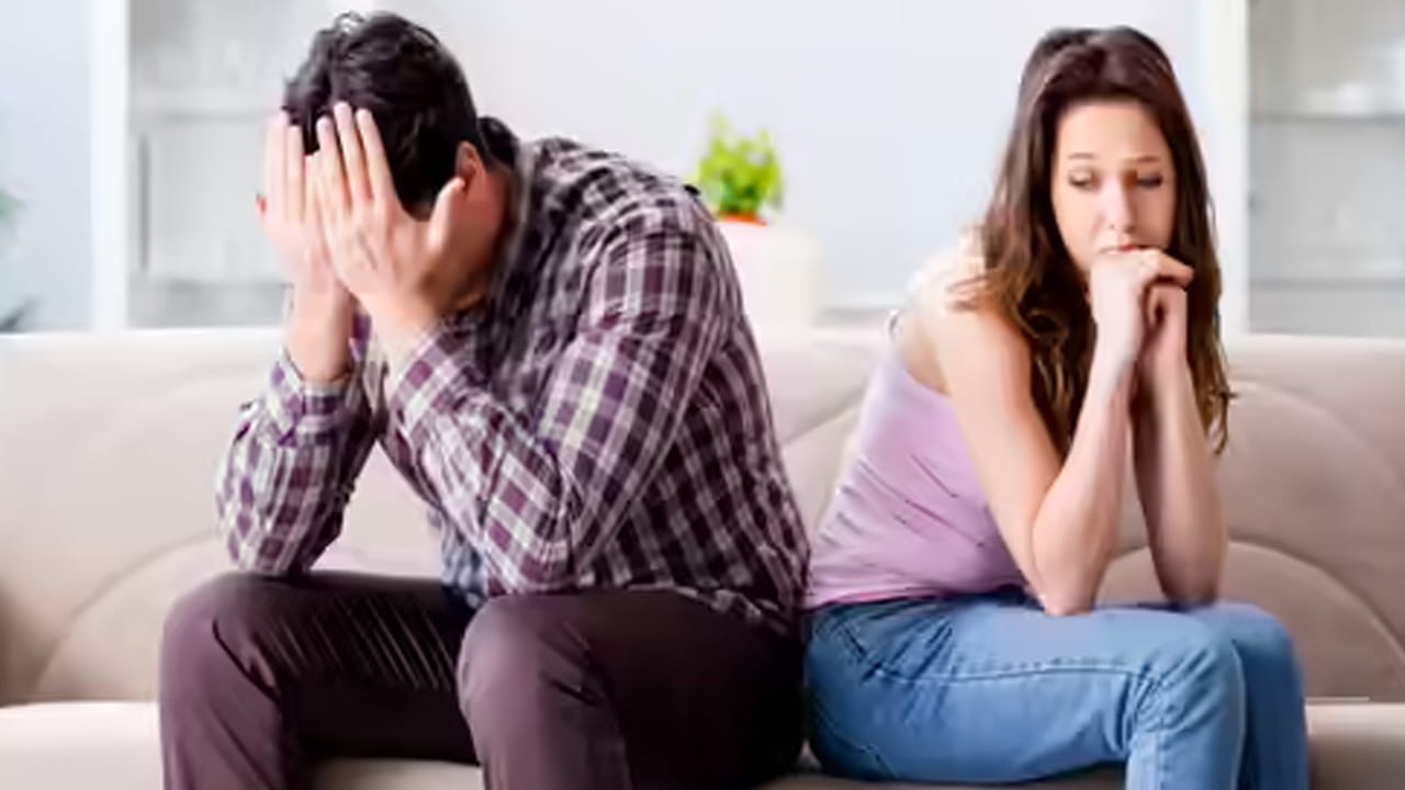  Disclaimer: ఇక్కడ అందించిన సమాచారం జ్యోతిష శాస్త్రం, సాధారణ నమ్మకాల ఆధారంగా మాత్రమే అందించబడింది. ఈ సమాచారం ఖచ్చితంగా నిజం లేదా శాస్త్రీయంగా నిర్ధారితమైన సమాచారం అని భావించకండి. వ్యక్తిగత నిర్ణయాలు తీసుకునే ముందు సంబంధిత నిపుణులను సంప్రదించడం మంచిది