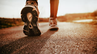 టేస్టీ టేస్టీ చికెన్ వెల్లుల్లి కారం పొడి.. ఇలా చేస్తే అదిరి పోవడం పక్కా!