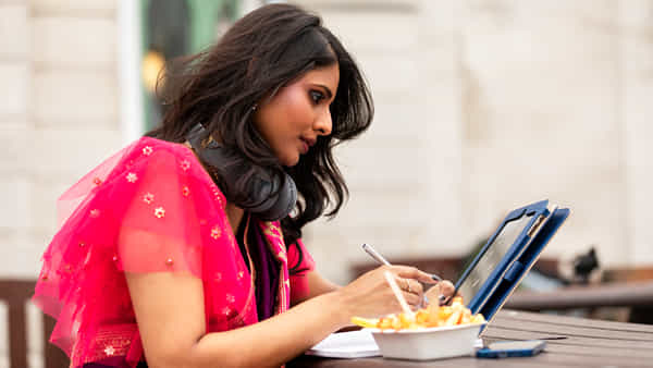 ఓర్నీ.. పెద్ద కథే ఉందిగా.. పెళ్లైన మహిళలు గూగుల్లో సెర్చ్ చేసేది వీటి గురించేనట..