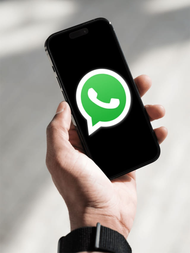 వాట్సాప్‌లో ఈ 5 తప్పులు చేస్తున్నారా? మీ అకౌంట్ బ్యాన్ కావచ్చు