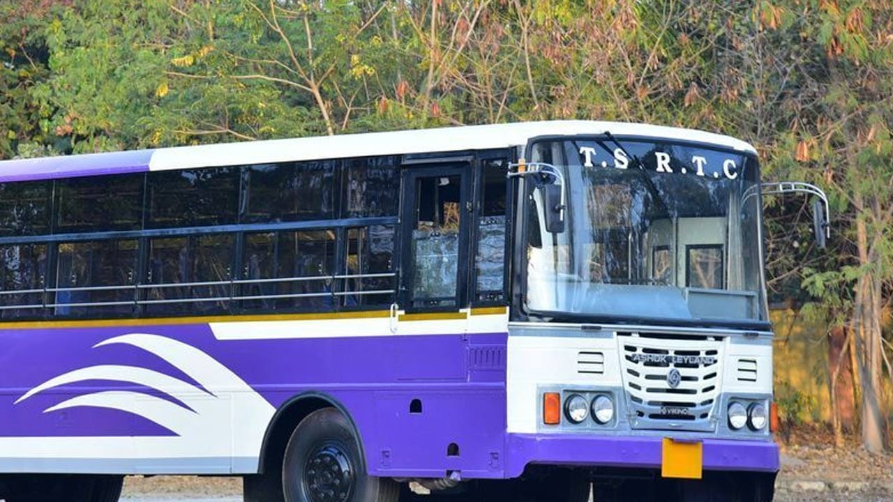 32 ఏళ్ల తర్వాత తమ గ్రామాలకు బస్సు రావడంతో ప్రయాణ కష్టాలు తీరనున్నాయని ప్రజలు ఆనందం వ్యక్తం చేశారు. బస్సుకు పూజ చేసి, కండక్టర్, డ్రైవర్ ను పూల మాలలు, సాలువాలతో సన్మానించారు. 1964 కు ముందటి ఆర్టీసీ బస్ అనుభవాలను ఈనాటి తరంతో పంచుకున్నారు ఆ మూడు గ్రామాల వృద్దులు.

