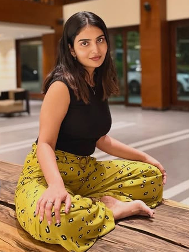 క్యూట్ నెస్‌తో కట్టిపడేస్తున్న తెలుగమ్మాయి అనన్య నాగళ్ల