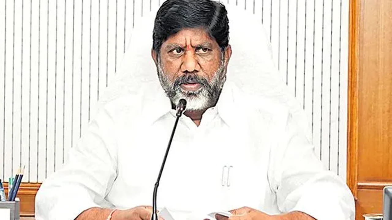 2026లో పనుల ప్రారంభం లక్ష్యం  : అన్ని అనుమతులు పూర్తి చేసి 2026 ఆగస్టు నాటికి పనులు ప్రారంభించాలని ప్రభుత్వం లక్ష్యంగా పెట్టుకుంది. డిసెంబర్ 2027 నాటికి మొత్తం ప్రాజెక్టును పూర్తి చేయాలని ఉప ముఖ్యమంత్రి అధికారులను ఆదేశించారు.
మూసీ పునరుజ్జీవన ప్రాజెక్టు ప్రయోజనాలను ప్రజలకు వివరించేలా విస్తృత ప్రచారం చేపట్టాలని భట్టి విక్రమార్క సూచించారు. బస్టాండ్లు, ప్రధాన రహదారులు, సినిమా థియేటర్లలో అవగాహన కార్యక్రమాలు నిర్వహించాలని ఆదేశించారు. ప్రాజెక్టు నిర్మాణ పనుల్లో సాంకేతిక సహకారం కోసం ఐఐటీ, జేఎన్‌టీయూ సంస్థల సేవలు వినియోగించాలని మంత్రి శ్రీధర్ బాబు సూచించారు. ప్రజలకు ఇబ్బందులు లేకుండా పనులు వేగంగా పూర్తి చేయాలని అధికారులను ఆదేశించారు.
