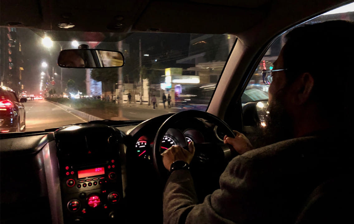 Car Mileage Tips: కారు మైలేజీ పెరగాలంటే ఈ టిప్స్ పాటించాల్సిందే.. మీ జేబుకు చిల్లు పడకుండా ఇలా సేవ్ చేయండి!