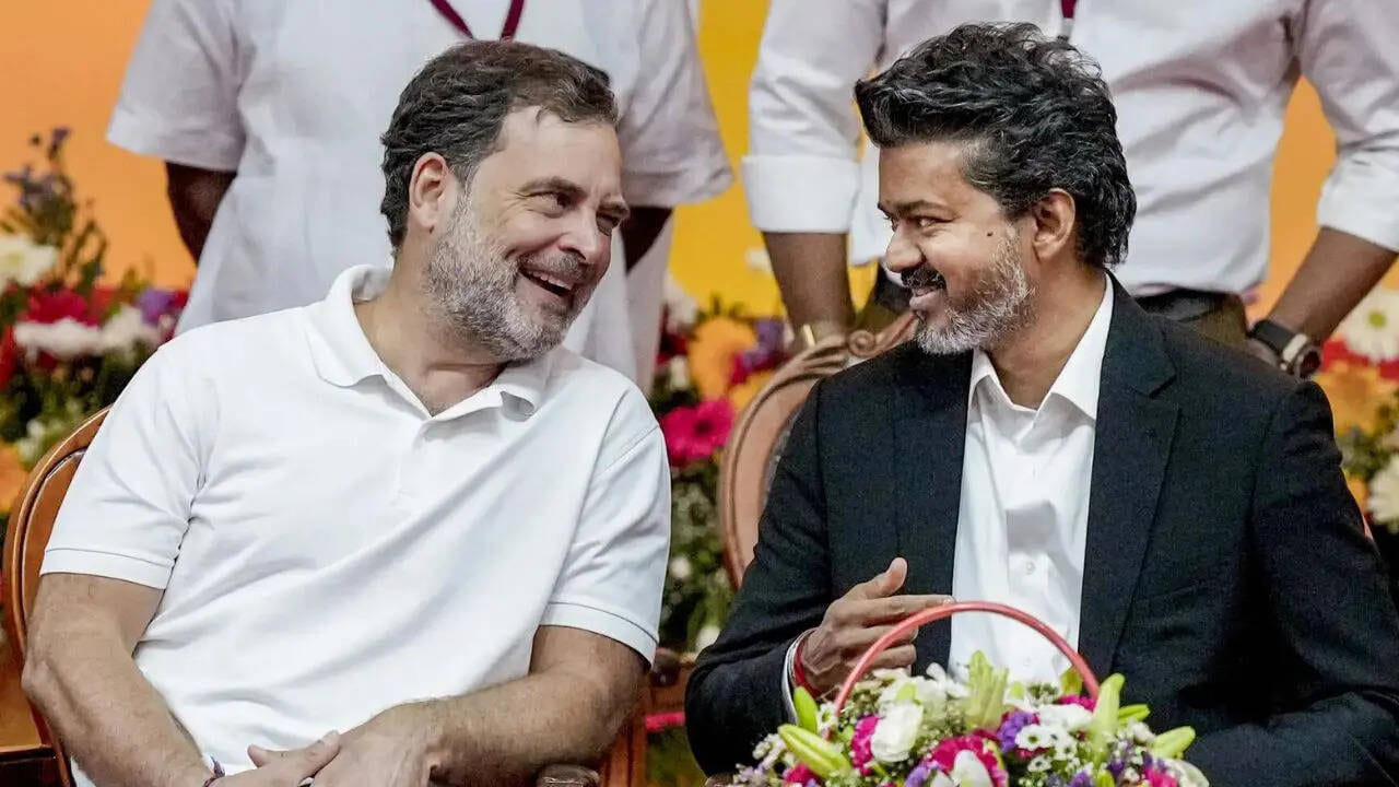 భలే ఛాన్స్ లే..! ఆరు దశాబ్దాల కల.. విజయ్ ‘చేయూత’తో నెరవేరిన వేళ!
