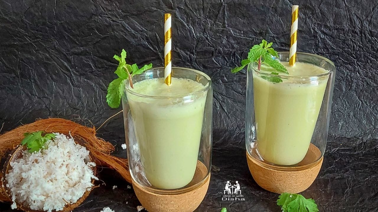 కొబ్బరిపాల లస్సీ తయారీ విధానం: ముందుగా ఒక మిక్సీ జార్ లేదా బ్లెండర్‌లో చిక్కటి పెరుగు, కొబ్బరి పాలు వేయండి.  ఒకవేళ మీరు పచ్చి కొబ్బరి వాడుతుంటే, దానిని ముందే మెత్తగా గ్రైండ్ చేసుకోవాలి.అందులో రుచికి సరిపడా చక్కెర, యాలకుల పొడి, కొన్ని ఐస్ క్యూబ్స్ వేయండి. ఇప్పుడు ఈ మిశ్రమాన్ని 1-2 నిమిషాల పాటు బాగా బ్లెండ్ చేయండి. లస్సీ పైన నురగ వచ్చి, సాఫ్ట్‌గా అయ్యే వరకు తిప్పాలి.