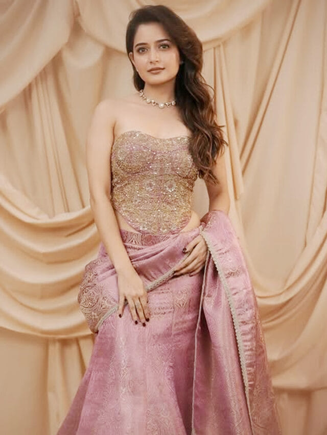 ఆషికా అందాల సెగలు.. కుర్రకారు తట్టుకోవడం కష్టమే!