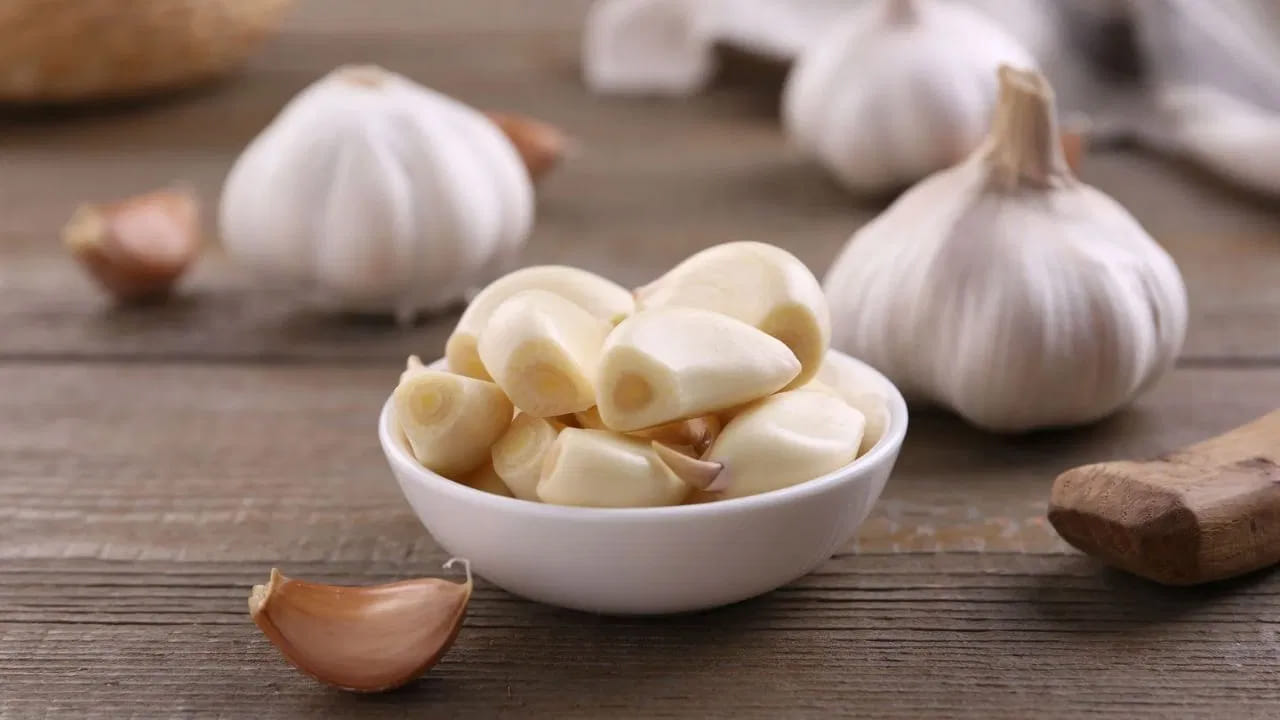 Does Garlic Repel Mosquitoes