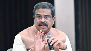 మెగా డీఎస్సీ 2025పై దుష్ప్రచారం చేస్తే క్రిమినల్ కేసులు: పాఠశాల విద్యాశాఖ వార్నింగ్