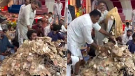 సింగర్‌పై నోట్ల వర్షం.. ఏకంగా డబ్బుల సంచులే కుమ్మరించిన భక్తులు!