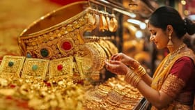 ఓర్నీ.. పెద్ద కథేగా.. మన దేశంలో రోజుకు ఎంత బంగారం కొంటారో తెలుసా