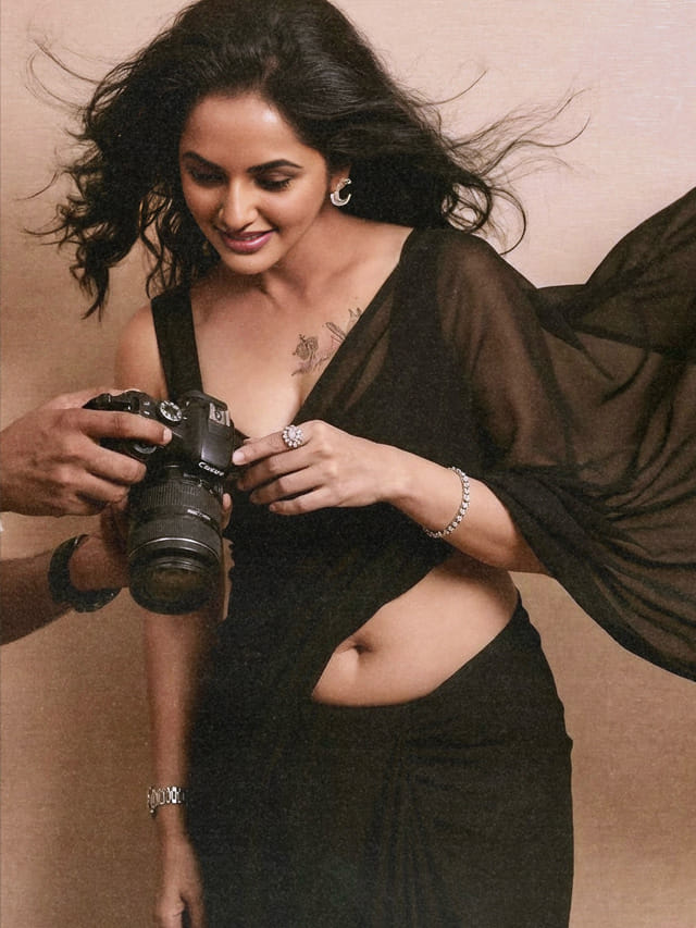 వయసు చూస్తే 40, సొగసు చూస్తే 20.. జ్యోతి రాయ్ అదరహో