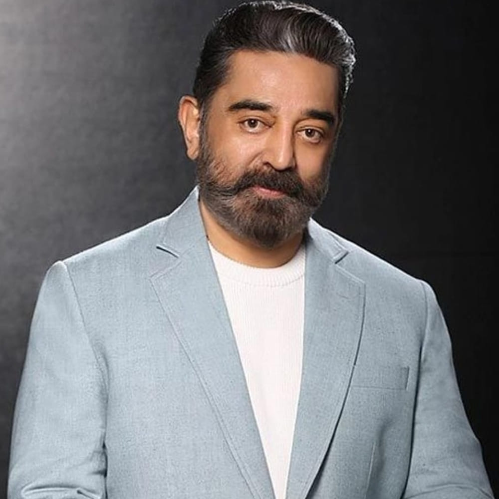 దాదాపు 35-40 సంవత్సరాల క్రితం ఏఎన్ఆర్ను ఇంటర్వ్యూ చేస్తున్నప్పుడు, ఆయన తమిళంలో పలు సిల్వర్ జూబ్లీలు సాధించినప్పటికీ, అక్కడ తన ప్రస్థానాన్ని ఎందుకు కొనసాగించలేదని కమల్ హాసన్ ప్రశ్నించారు. అందుకు ఏఎన్ఆర్, "ఒక తుఫాను వచ్చిందయ్యా, దాని వల్ల నేను హైదరాబాద్కు వచ్చేశాను" అని బదులిచ్చారని తెలిపారు. ఆ తుఫాను శివాజీ గణేశన్ అని ఏఎన్ఆర్ వివరించారు. కమల్ హాసన్ ఈ విషయాన్ని శివాజీ గణేశన్కు చెప్పగా, ఆయన "వాడు చెప్తాడు. అంత స్నేహం నా... నాతో" అని పేర్కొన్నారు. ఇది వారిద్దరి మధ్య ఉన్న గాఢమైన స్నేహం, పరస్పర గౌరవాన్ని తెలియజేస్తుంది. వారు ఒకరినొకరు నువ్వు అని సంబోధించుకునే స్థాయి స్నేహాన్ని కలిగి ఉన్నారని కమల్ హాసన్ ఆశ్చర్యంగా వివరించారు.