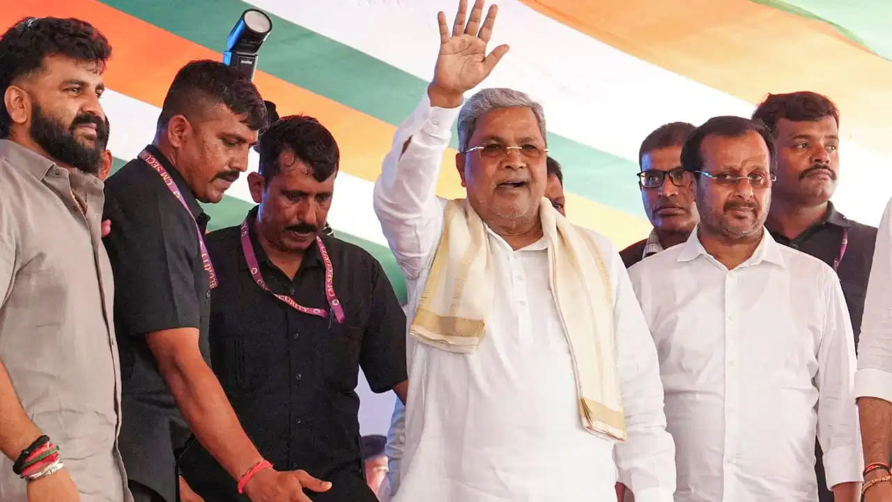 Karnataka CM: సీఎం పదవికి సిద్ధరామయ్య రాజీనామా.. అసలు కారణం ఇదే.. కొత్త సీఎం ఎవరంటే..?