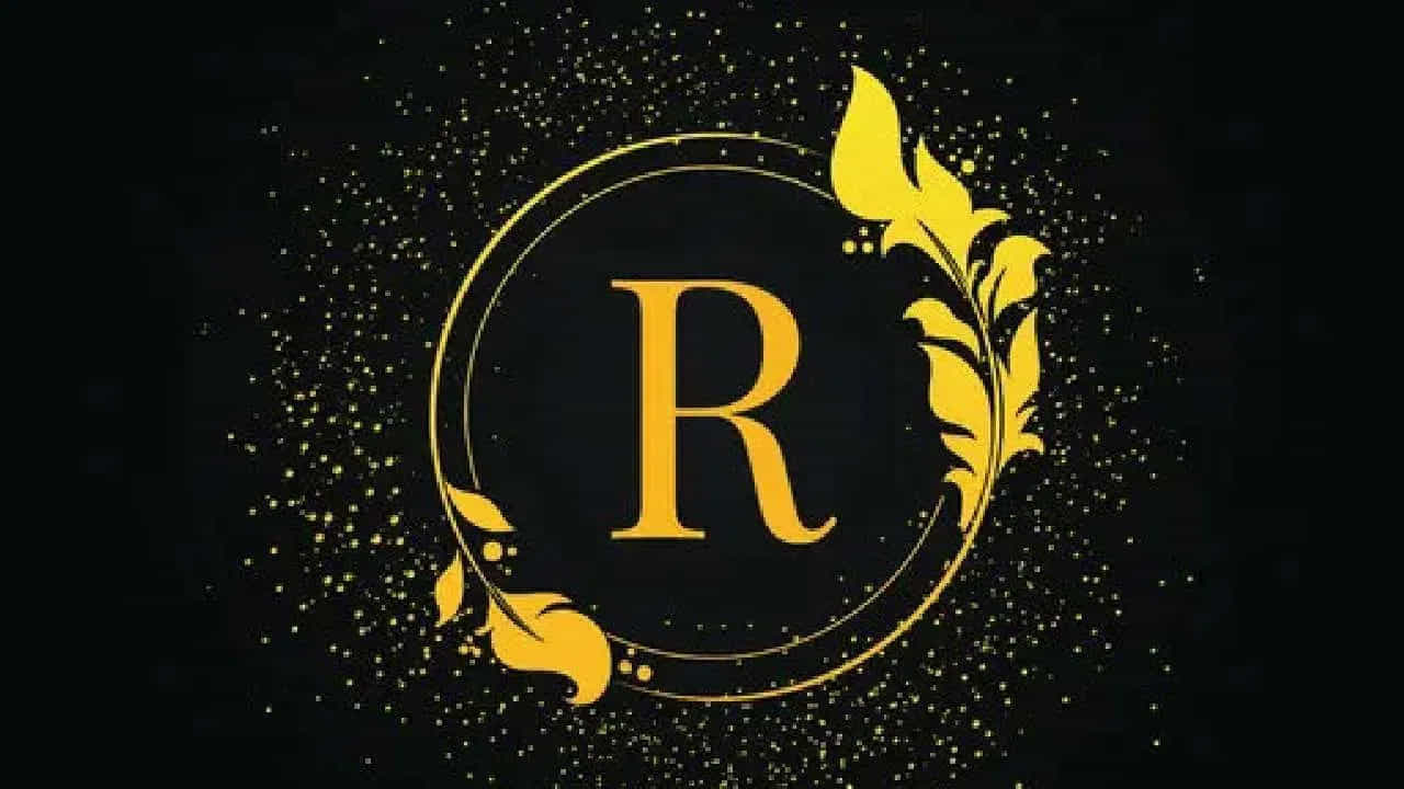 సంఖ్య శాస్త్రం ప్రకారం ఎవరి పేరు అయితే ఆర్ అనే లెటర్ తో ప్రారంభం అవుతుందో వారు చాలా మందు చూపు గలవారు. అదే విధంగా వీరిలో రెండు గుణాలు ఉంటాయి. కొన్ని సార్లు ఇది వీరికి సమస్యలను కూడా తీసుకొచ్చే ఛాన్స్ ఉంటుందంట. అంతే కాకుండా చాలా పట్టుదల ఉండే వ్యక్తులు. అందరితో కలివిడిగా ఉంటారు. అంతే కాకుండా అందరి నుంచి సమస్యలు కూడా అదే విధంగా ఎదుర్కుంటారు.