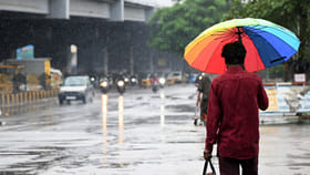 ముంచుకొస్తున్న నైరుతి రుతుపవనాలు.. తెలుగు రాష్ట్రాల్లో వర్షాలు..