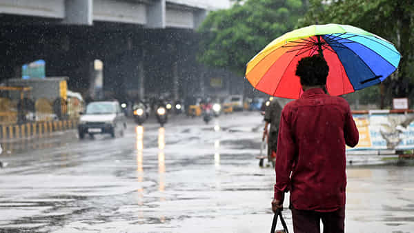 Weather Report: ముంచుకొస్తున్న నైరుతి.. ఏపీ, తెలంగాణలో వర్షాలు.. వాతావరణశాఖ లేటెస్ట్ అప్డేట్ ఇదిగో..