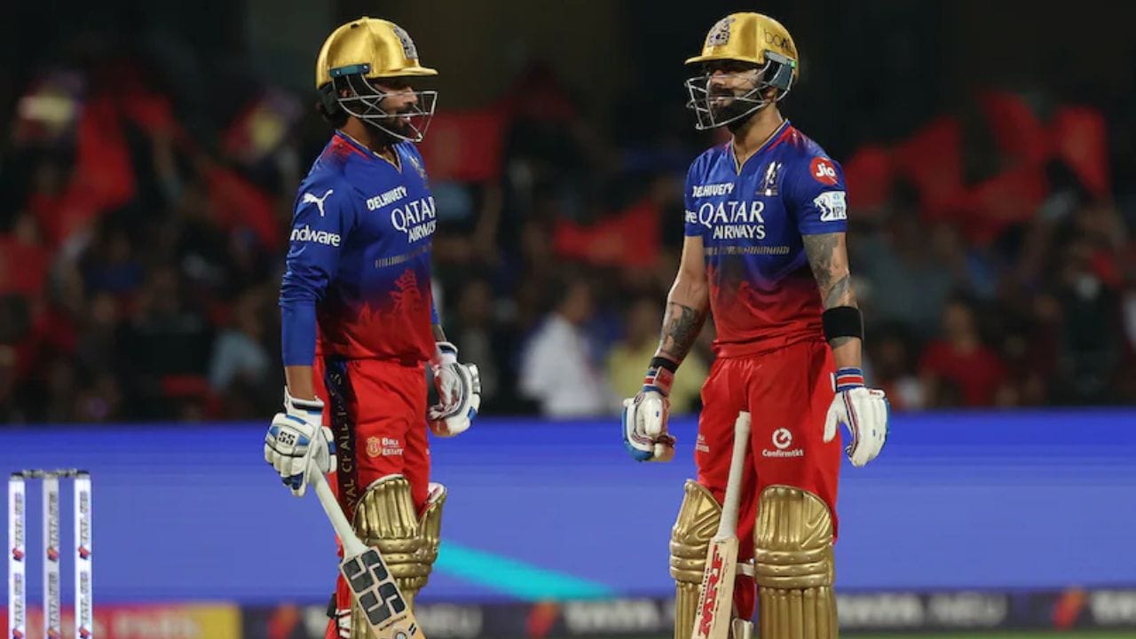 IPL 206: 933 బంతుల్లో 100 సిక్సర్లు.. గేల్ రికార్డ్ బద్దలు కొట్టిన కోహ్లీ జిగిరీ దోస్త్..!