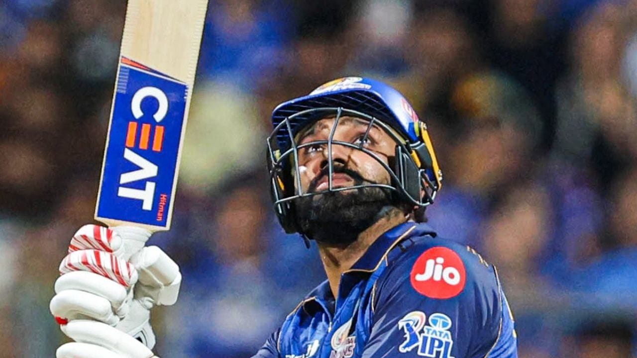Rohit Sharma: కోహ్లీ రికార్డు ఫసక్.. టార్గెట్ ధోనీ.. ఐపీఎల్‌లో రోహిత్ శర్మ సరికొత్త చరిత్ర..!