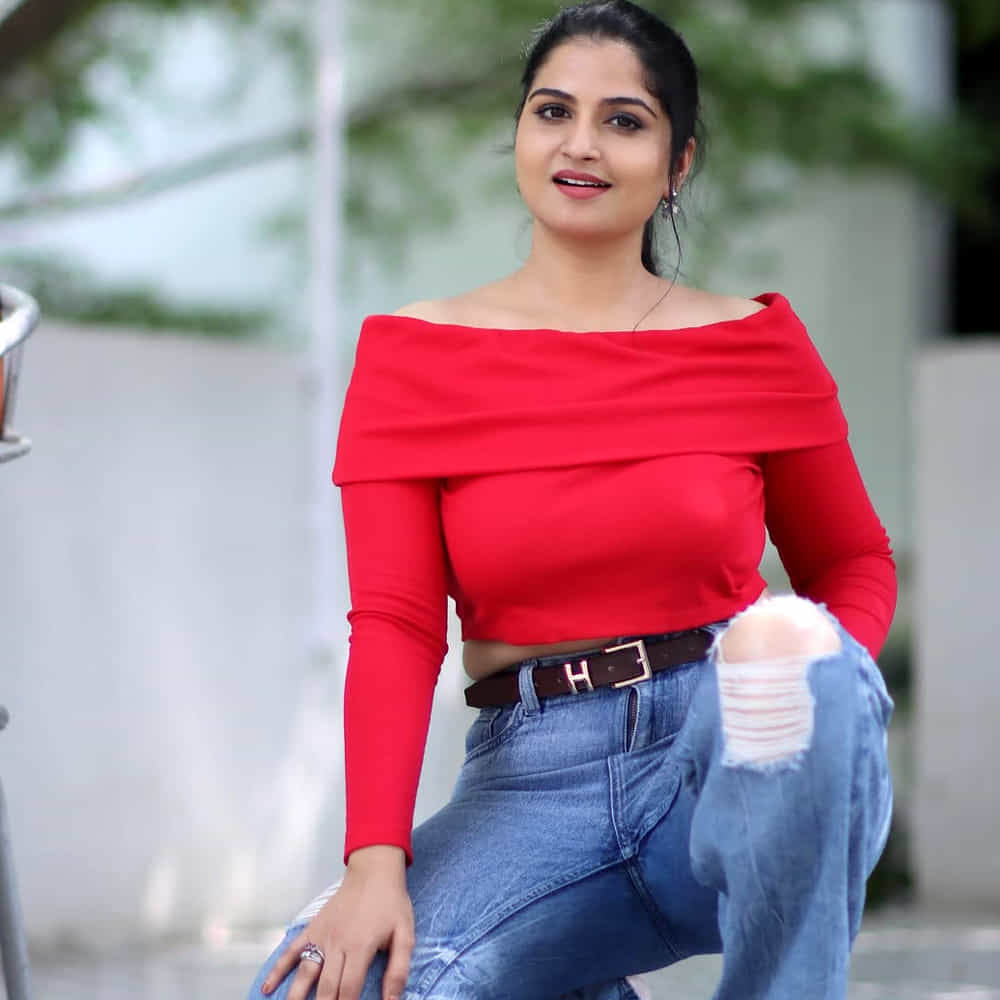 ప్రతి క్యారెక్టర్ ప్రేక్షకులకు గుర్తుండిపోయేలా నటించారు. వారిలో ఇక ఈ సీరియల్ లో స్వప్న అనే పాత్ర కూడా ప్రేక్షకులకు బాగా కనెక్ట్ అయ్యింది. ఆ పాత్రలో మొదట్లో.. హమీదా ఖాతూన్ నటించింది. కానీ ఇప్పుడు ఆమె ప్లేస్ లోకి మరో నటి వచ్చింది. బ్రహ్మముడి సీరియల్ లో స్వప్న పాత్రలో రూప ముగ్గల్ల నటిస్తుంది. ఈ చిన్నది ఎన్నో సీరియల్స్ లో నటించి మెప్పించింది.