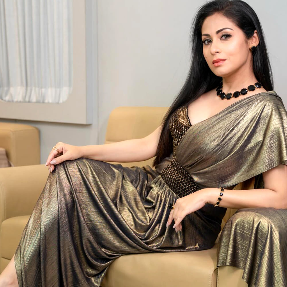 జయం సినిమాలోని వెళ్ళవయ్యా వెళ్ళు అనే డైలాగ్ కోసం థియేటర్‌కు వచ్చిన ప్రేక్షకులు ఉన్నారని ఆమె గుర్తు చేసుకున్నారు. నితిన్ సినిమాలో రీమేక్ అయిన రాను రానంటూనే చిన్నదో పాట గురించి మాట్లాడుతూ.. ఈ పాట రీమేక్‌లో సదాను అడిగారని, ఆమె నిరాకరించారని వార్తలు ఖండించారు సదా. తనను అడగలేదని, చాలాసార్లు ప్రాజెక్ట్ ఆఫర్‌లు తన వరకు చేరవని, నిర్మాతలు తాము ప్రయత్నించామని చెప్పినా, అది తన నంబరు చాలామంది దగ్గర ఉన్నప్పటికీ, మధ్యలో ఎక్కడ ఆగిపోతుందో తెలియదని ఆమె ఆశ్చర్యం వ్యక్తం చేశారు.