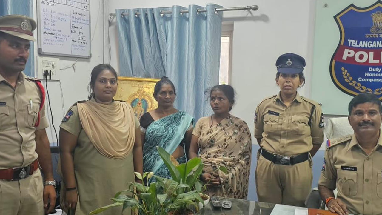 Saifabad Police Arrest Two Women