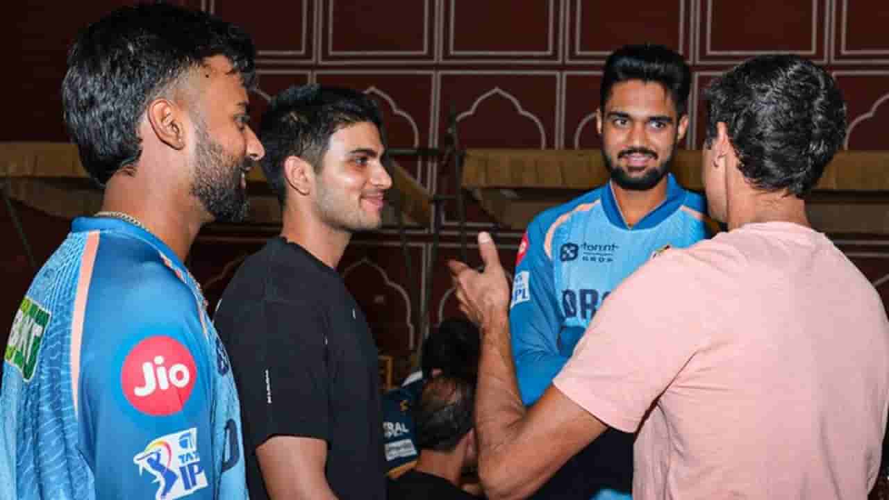 డిస్క్ ఫ్రాక్చర్తో కెరీర్ క్లోజ్ అవ్వాల్సినోడు.. గిల్ అండతో మారిన ఫ్యూచర్.. భారత జట్టులోకి ఎంట్రీ..!