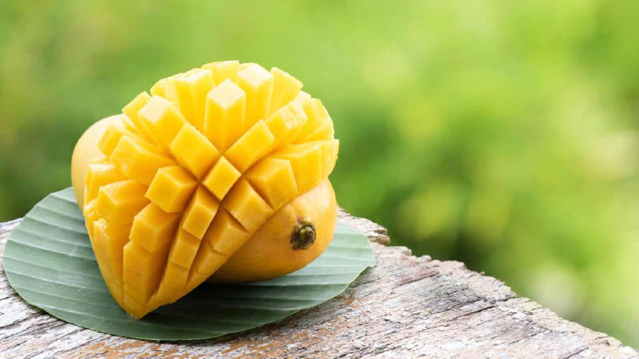 Mangoes: వీరికి మామిడి పండ్లు విషంతో సమానం.. పొరబాటున ముట్టుకున్నారో మటాషంతే!