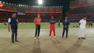 SRH vs RCB: టాస్ గెలిచిన హైదరాబాద్.. సేమ్ టీంతో బరిలోకి.. టార్గెట్ టాప్ 2