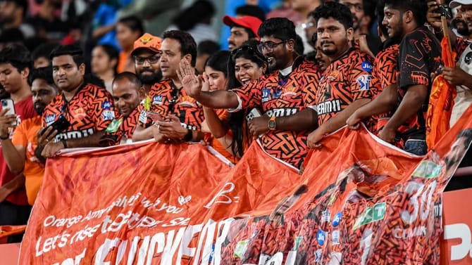 IPL మ్యాచ్‌కు వెళ్లే ఫ్యాన్స్ కు బిగ్ అలర్ట్.. గంట ముందే..
