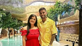ఐపీఎల్ మధ్యలో ముంబై స్టార్ ఇంట్లో సంబరాలు