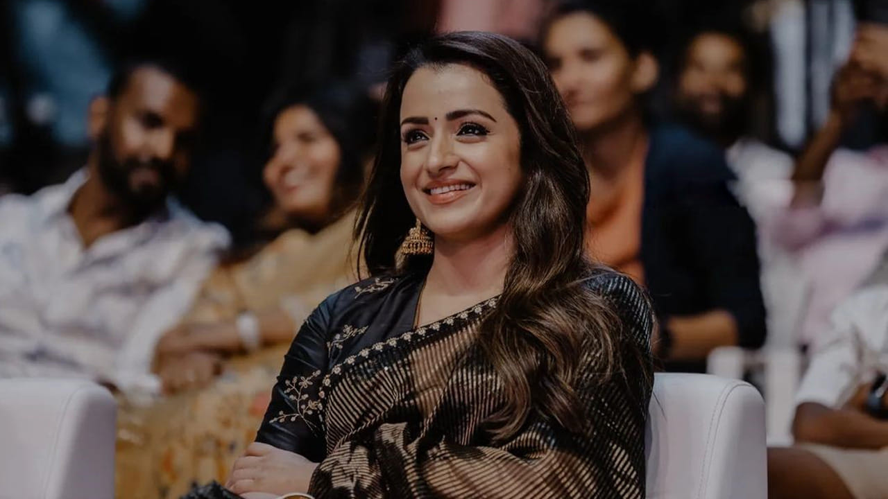 ప్రభుదేవా దర్శకత్వం వహించిన ఈ సినిమా అప్పట్లో ఒక ట్రెండ్ సెట్టర్. త్రిష నటన, సిద్ధార్థ్ ఎనర్జీ, శ్రీహరి గారి ఎమోషన్.. ఈ మూడు కలిపి సినిమాను బ్లాక్ బస్టర్ చేశాయి. ఈ సినిమా సక్సెస్‌ను చూసి తమిళం (ఉనక్కుమ్ ఎనక్కుమ్), కన్నడ (నీనెల్లో నానల్లే), బెంగాలీ, ఒడియా, పంజాబీ, మణిపురి, నేపాలీ, బంగ్లాదేశ్ బెంగాలీ భాషల్లో రీమేక్ చేశారు.
